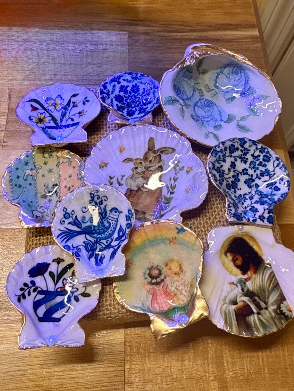 Decorative Shell Magnets
Assorted Antique Inspired Designs - ea sold separately